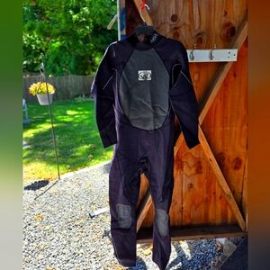 Mens bodyglove wetsuit